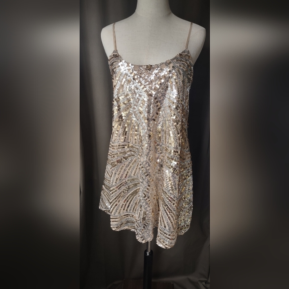 Sequin Dress - Picture 1 of 8